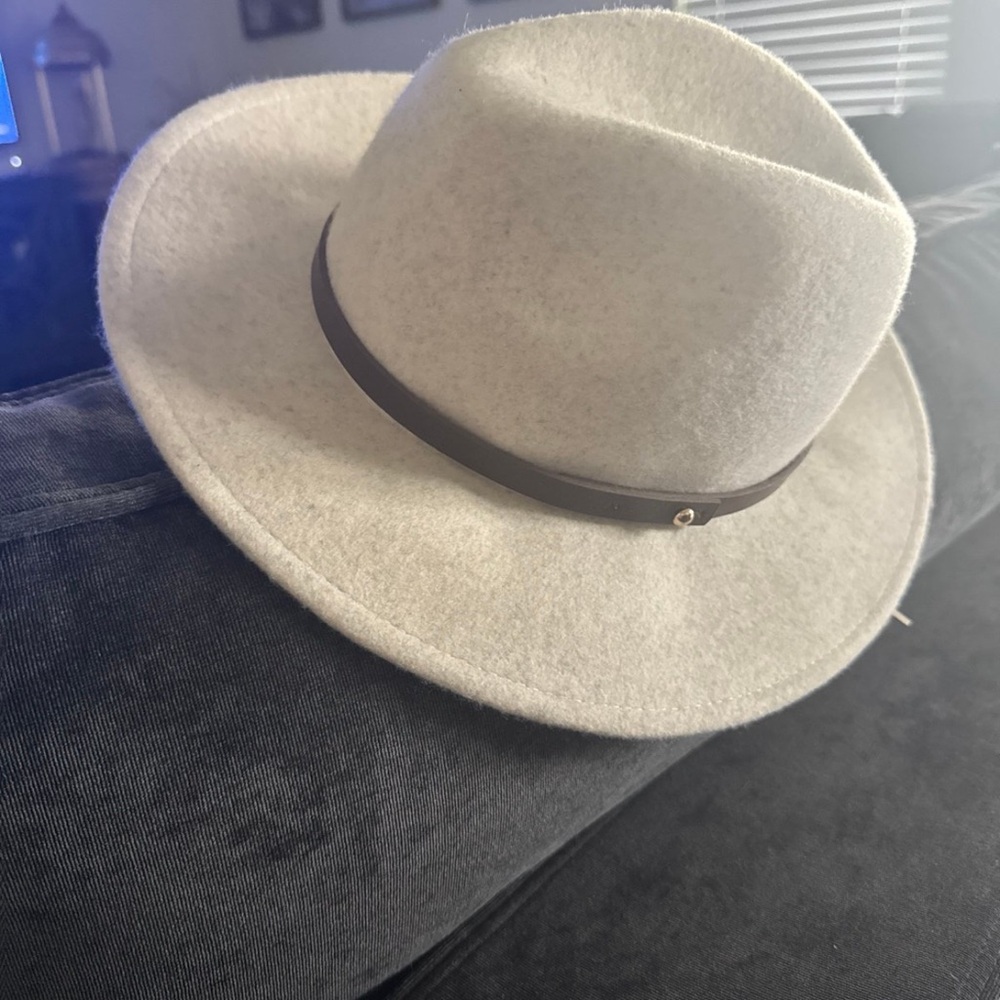 Free People Cream Hat with Dark Band